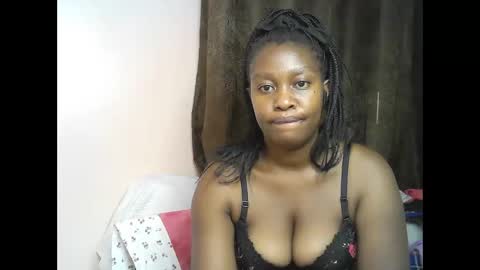 Snapshot of pretty_kylah chatting on 05.18.26 pretty_kylah online show from 05.18.26