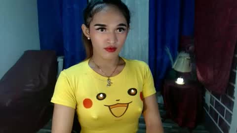 Snapshot of pretty_lady_kitty chatting on 12.24.24 pretty_lady_kitty online show from 12.24.24
