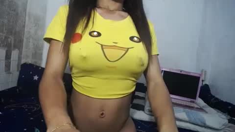 Snapshot of pretty_lady_kitty chatting on 10.08.25 pretty_lady_kitty online show from 10.08.25