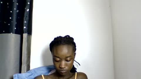 Snapshot of pretty_luv1 chatting on 06.19.26 pretty luv1 online show from 06.19.26