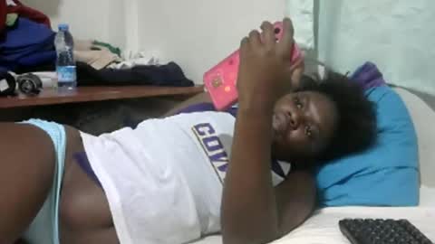 Snapshot of pretty_melan chatting on 06.03.26 pretty_melan online show from 06.03.26