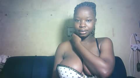 pretty_milan online show from 02.16.26