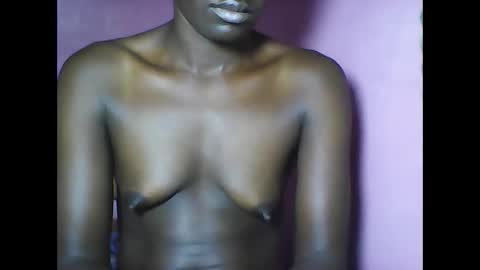 Snapshot of pretty_mine chatting on 02.03.25 pretty time online show from 02.03.25