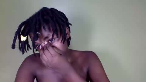 Snapshot of pretty_miya chatting on 01.05.25 pretty_miya online show from 01.05.25