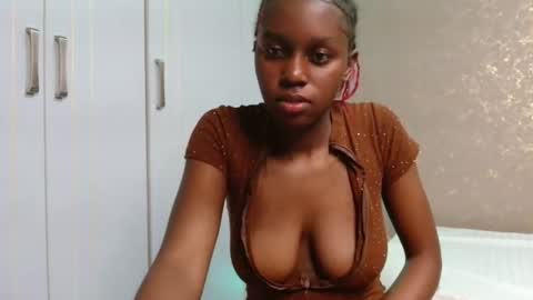 Snapshot of pretty_nyra chatting on 05.15.26 Nyra online show from 05.15.26