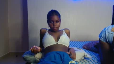 Snapshot of pretty_nyra chatting on 05.22.26 Nyra online show from 05.22.26
