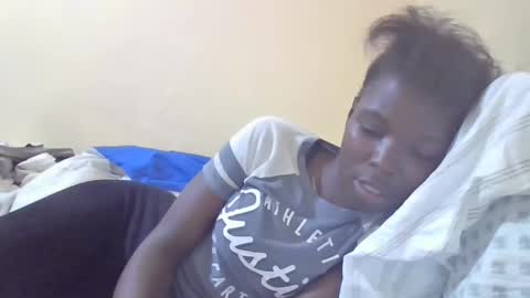 pretty_petite_ebony online show from 01.10.25