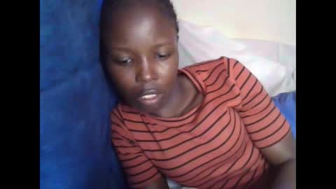 pretty_petite_ebony online show from 03.03.26