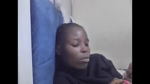 pretty_petite_ebony online show from 04.17.26
