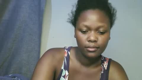 pretty_shanz online show from 10.19.25