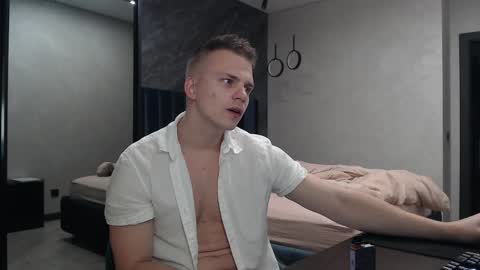 Justin online show from 10.17.25