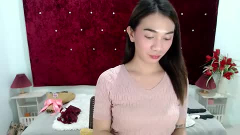 prettyakhira online show from 10.10.25