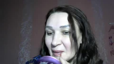 Snapshot of prettyandwild chatting on 12.19.24 Samantha online show from 12.19.24