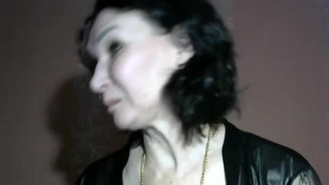 Snapshot of prettyandwild chatting on 10.05.25 Samantha online show from 10.05.25