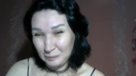 Snapshot of prettyandwild chatting on 10.30.25 Samantha online show from 10.30.25