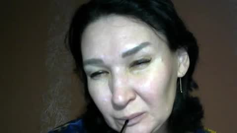 Snapshot of prettyandwild chatting on 11.29.25 Samantha online show from 11.29.25