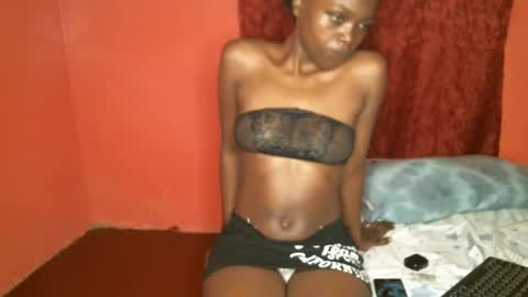 SaraCattra online show from 01.26.25