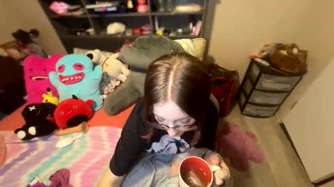 Snapshot of prettybabystacy chatting on 02.23.26 stacy online show from 02.23.26