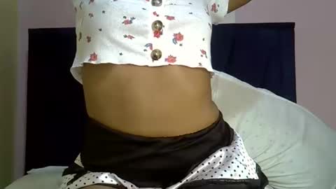 Snapshot of prettybamb chatting on 03.31.26 prettybamb online show from 03.31.26