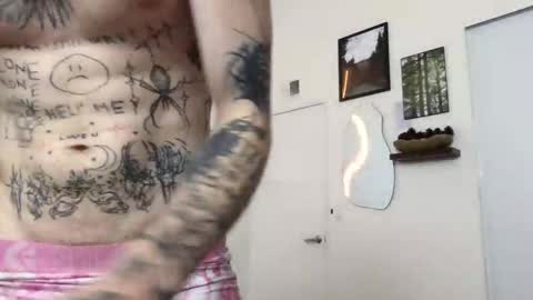 pretty boy online show from 10.24.25