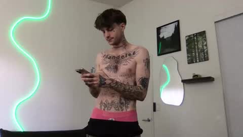 pretty boy online show from 11.18.25