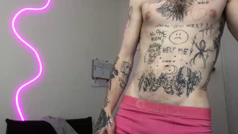 pretty boy online show from 12.16.25