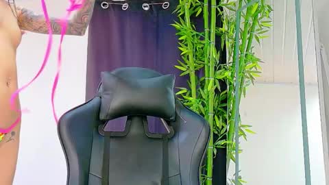 Enzo  Denis online show from 11.28.25