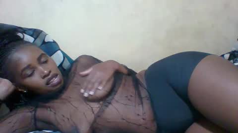 Snapshot of prettycarl_2 chatting on 01.17.25 prettycarl_2 online show from 01.17.25