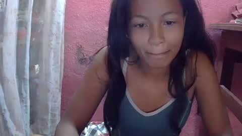 Snapshot of prettychoux chatting on 04.02.26 prettychoux online show from 04.02.26