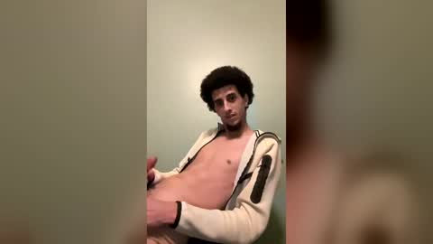 Snapshot of prettycockhott chatting on 07.11.26 prettycockhott online show from 07.11.26