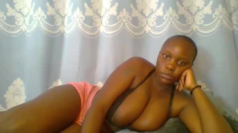 Snapshot of prettydarkskin002 chatting on 05.03.26 SHANIA online show from 05.03.26