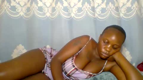 Snapshot of prettydarkskin002 chatting on 05.24.26 SHANIA online show from 05.24.26