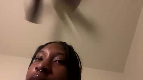 prettyfacefemale online show from 10.13.25