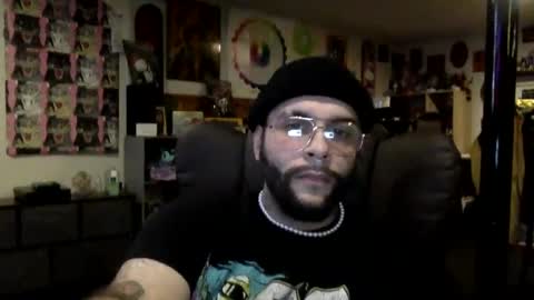 Snapshot of prettyglazed chatting on 02.08.25 prettyglazed online show from 02.08.25