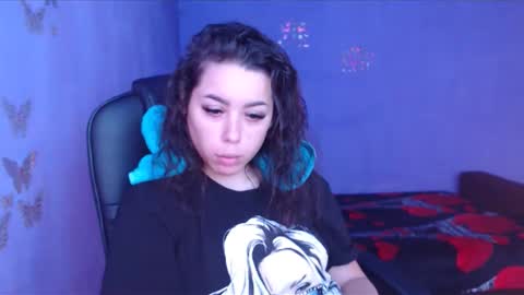 prettyjulliette online show from 12.19.24