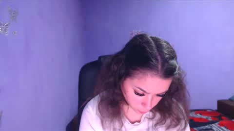 prettyjulliette online show from 12.22.24
