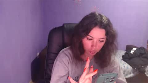prettyjulliette online show from 02.08.25