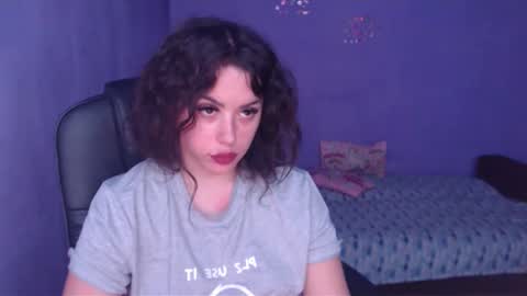 prettyjulliette online show from 02.12.25