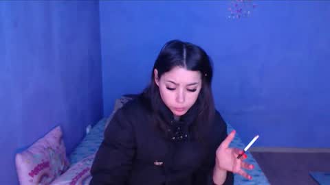 prettyjulliette online show from 02.25.25
