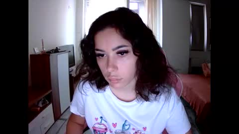 prettyjulliette online show from 09.29.25