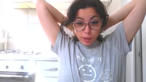 prettyjulliette online show from 10.20.25