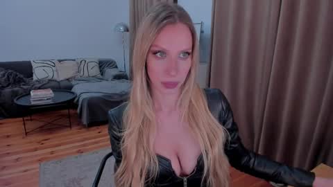 Eva online show from 05.14.26