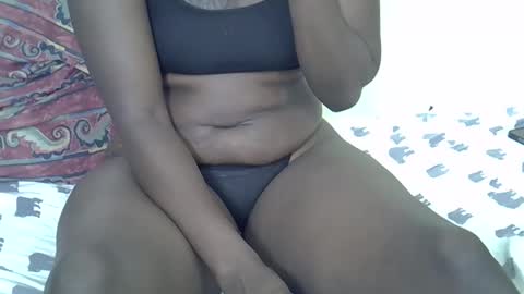 LILIAN online show from 10.17.25