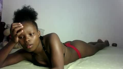 Melly online show from 02.08.25