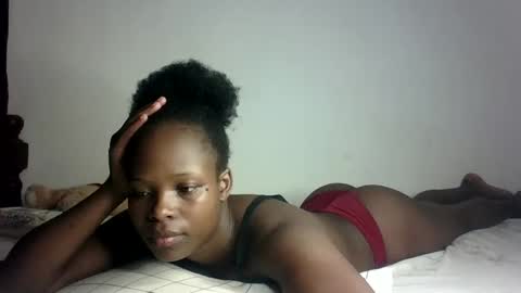 Melly online show from 02.09.25