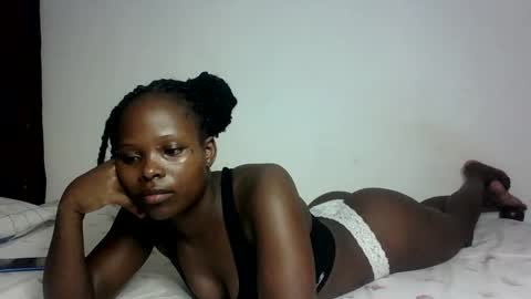 Melly online show from 03.08.25