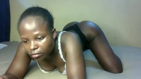 Melly online show from 11.04.25