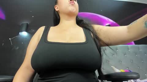 Laura  Onlyfans   40OFF online show from 03.23.26