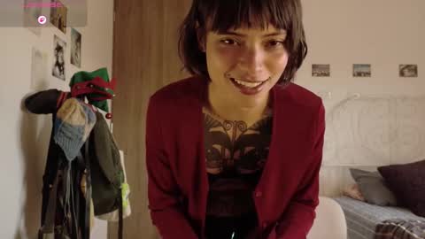 Juli online show from 02.17.26