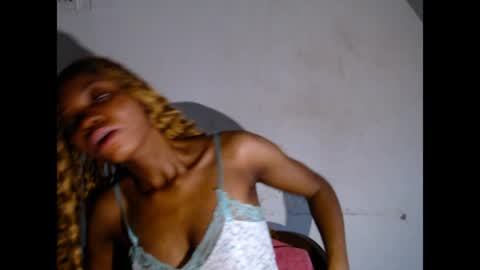Snapshot of prettysexy6 chatting on 05.22.26 prettysexy6 online show from 05.22.26